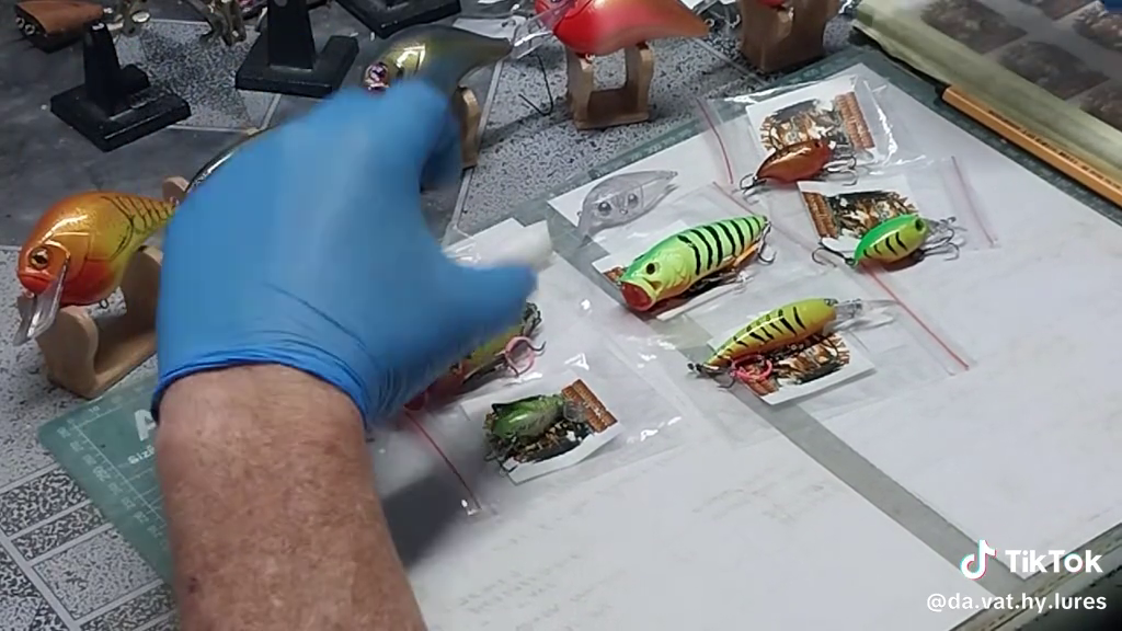 Custom painted fishing lure